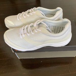 NEW Vionic Women's Action Kona Lace-up Shoes